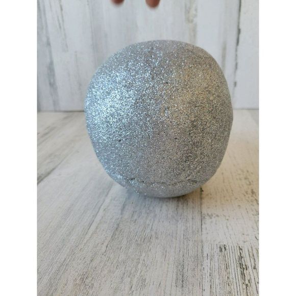 Glitter skull Halloween silver shabby chic home decor skeleton prop - Picture 3 of 7